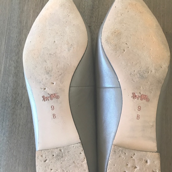 Coach gray pointy toe flats sz9 - Picture 6 of 8